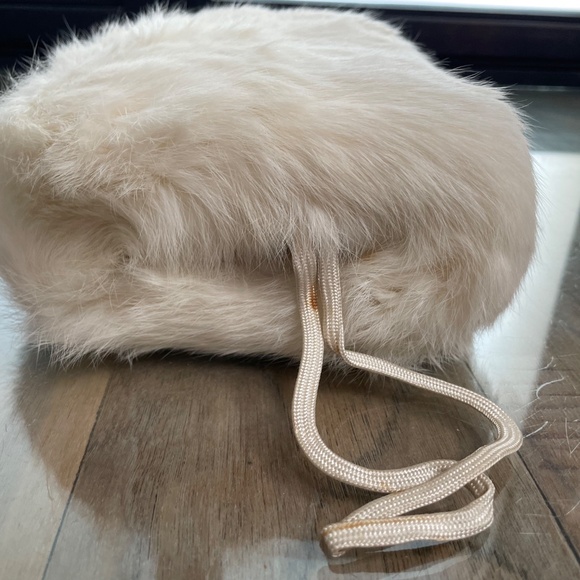 Excellent Condition Vintage, Real Fur Hand Muff - Picture 5 of 9